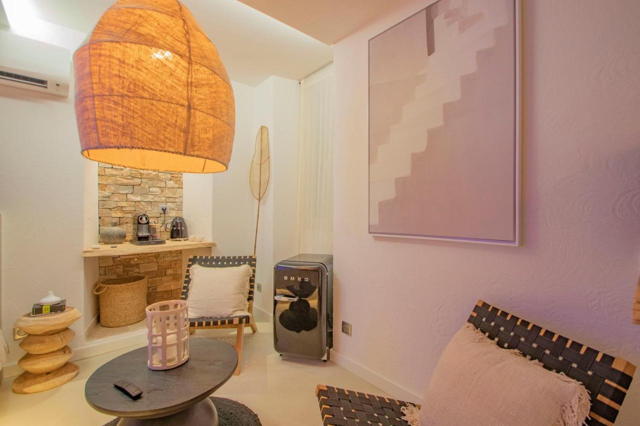 Hotel Les Bains D'Eros à Cuers Extérieur photo
