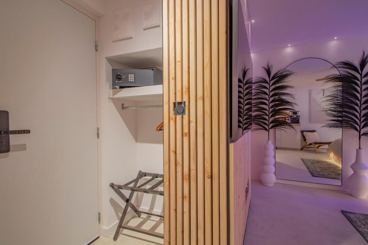 Hotel Les Bains D'Eros à Cuers Extérieur photo